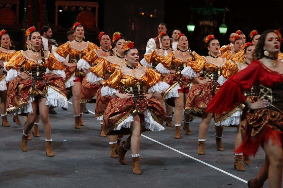 Apresentação da marcha da Penha de França