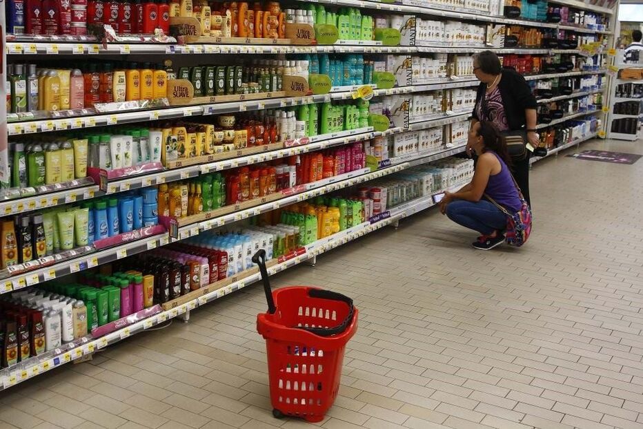 Há embalagens de produtos capilares que se podem confundir com saquetas de fruta para crianças