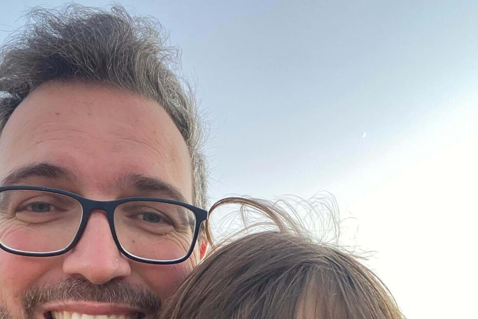 Pedro Chagas Freitas e o filho Benjamim