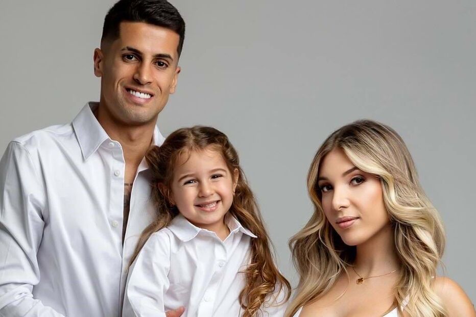 João Cancelo com Daniela Machado e Alicia