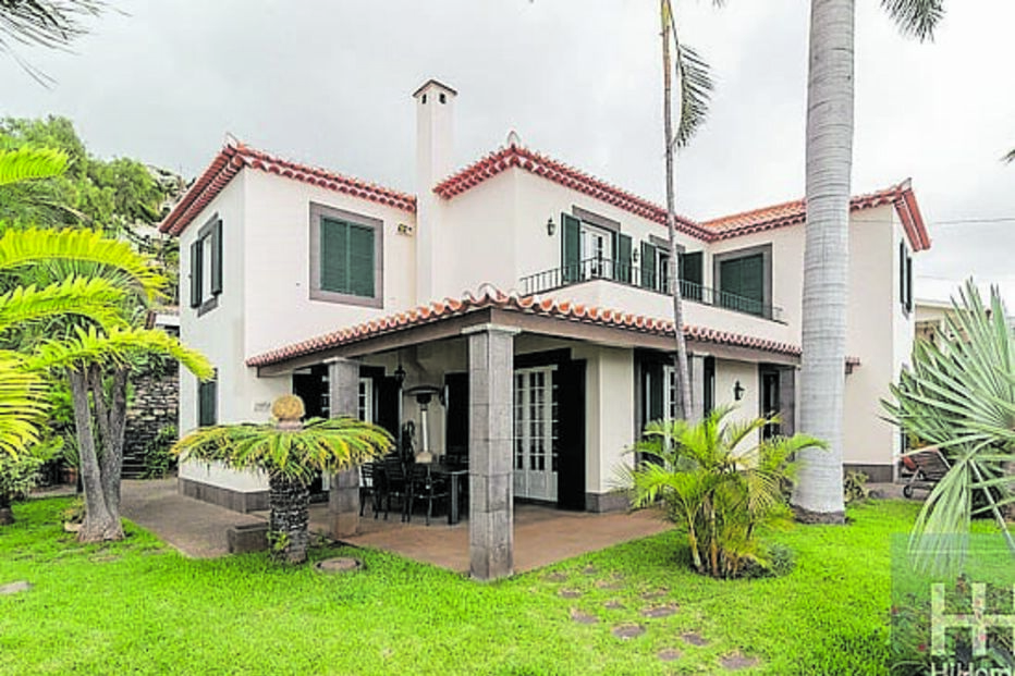 Eric Clapton compra casa na Madeira por 1,5 milhões de euros