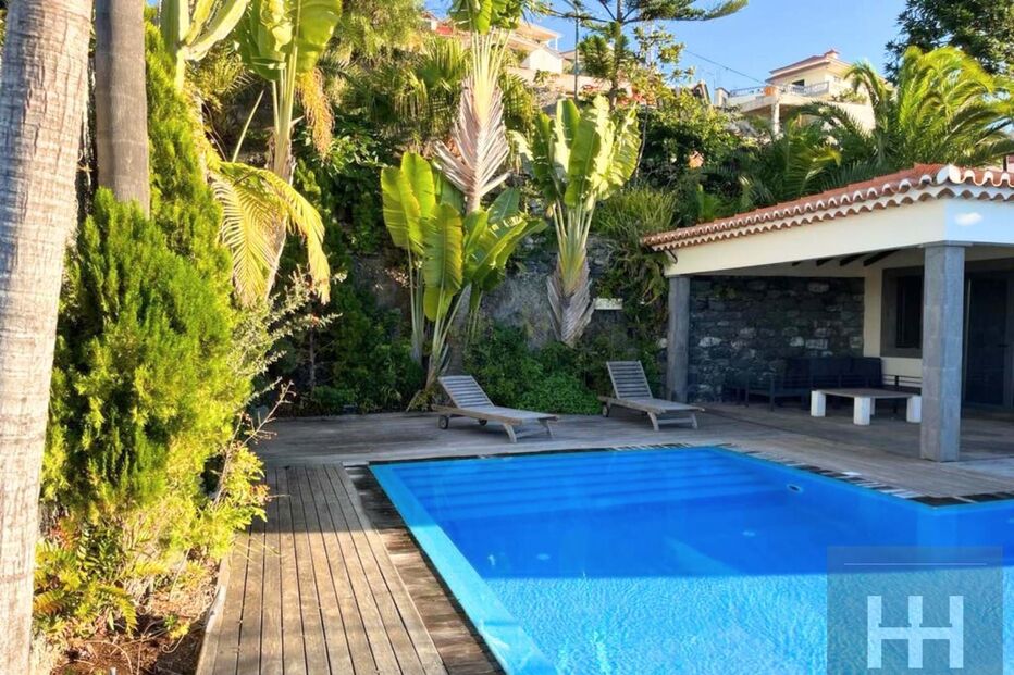 Eric Clapton compra casa na Madeira por 1,5 milhões de euros