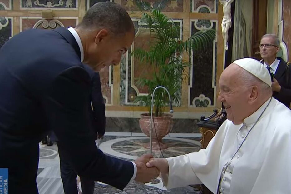 Ricardo Araújo Pereira com Papa Francisco