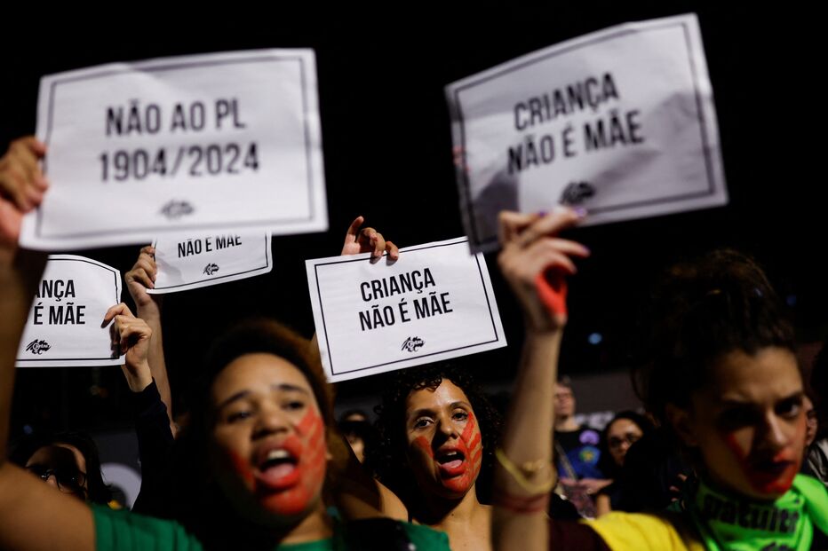 “Se os homens engravidassem, o aborto seria legal”, lê-se