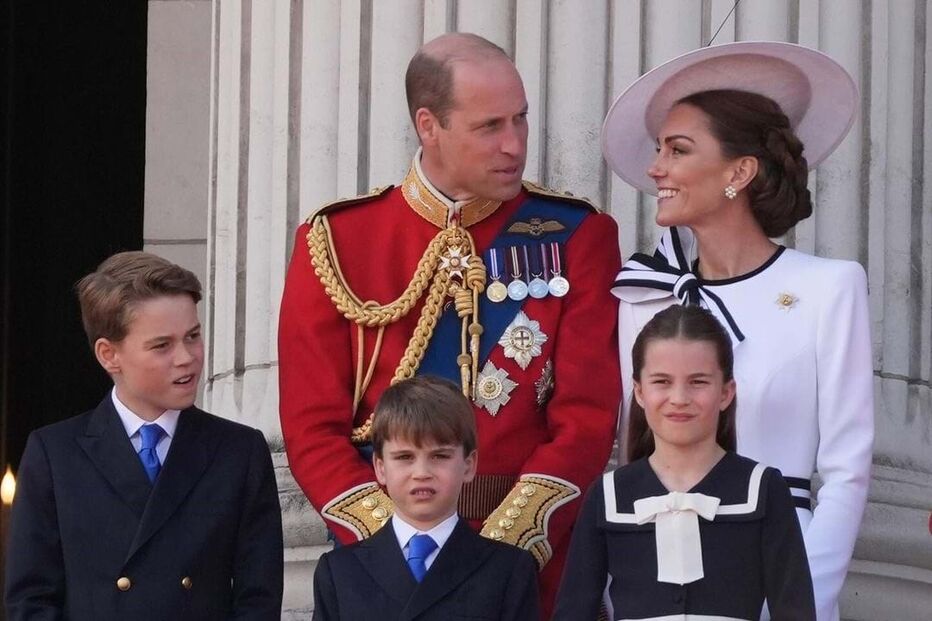 William e Kate com os filhos no Trooping the Colour