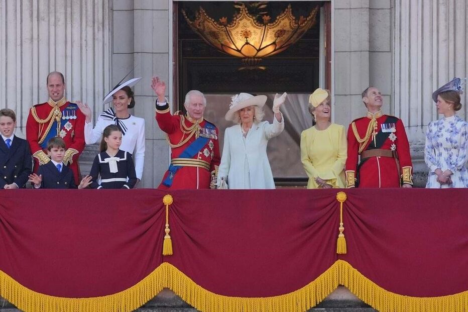 William e Kate com os filhos no Trooping the Colour
