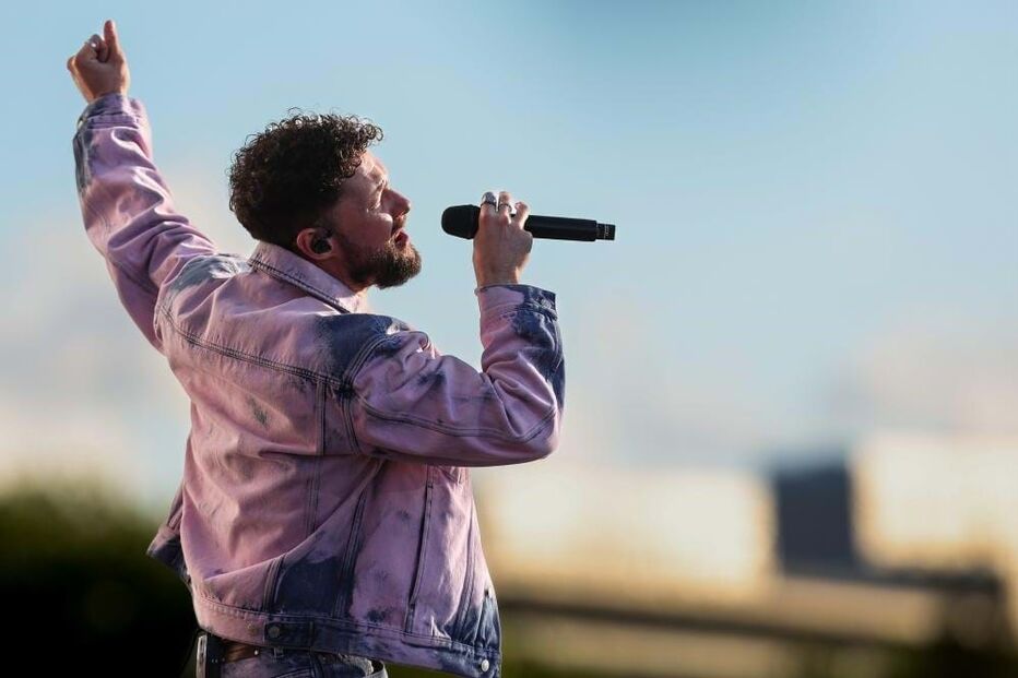 Calum Scott a atuar no Rock in Rio Lisboa