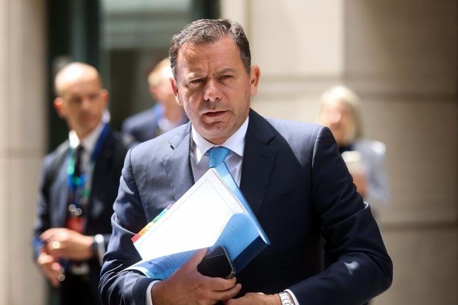 Luís Montenegro, primeiro-ministro português