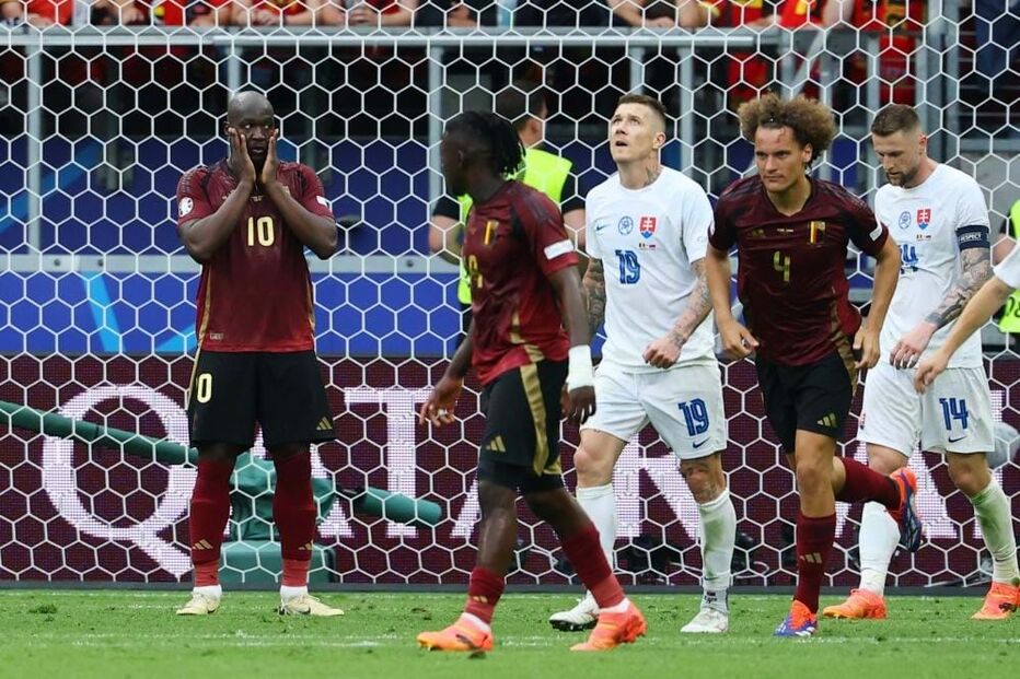 Romelu Lukaku teve dois golos anulados pelo VAR no duelo entre a Bélgica e a Eslováquia
