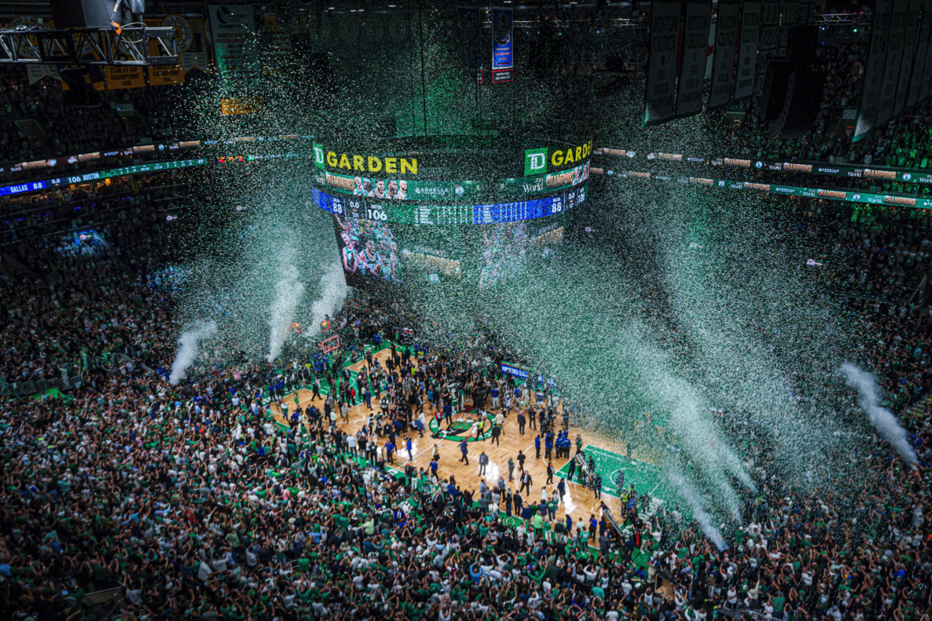 Boston Celtics campeões da NBA pela 18.ª vez ao baterem 'Mavs' no quinto jogo