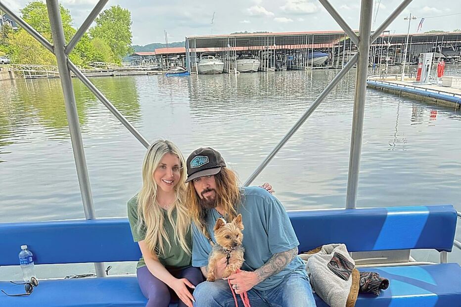 Firehouse e Billy Ray Cyrus