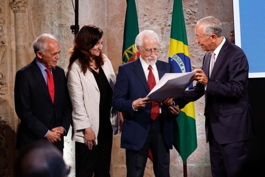João Barrento recebe Prémio Camões