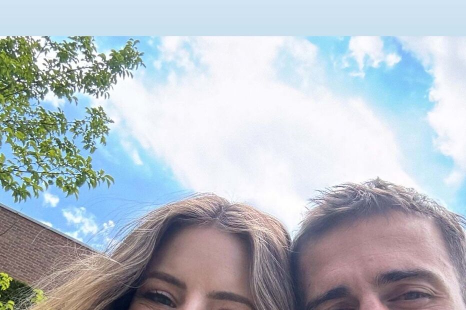 Bernardo Silva recebe a mulher e a filha no estágio da seleção