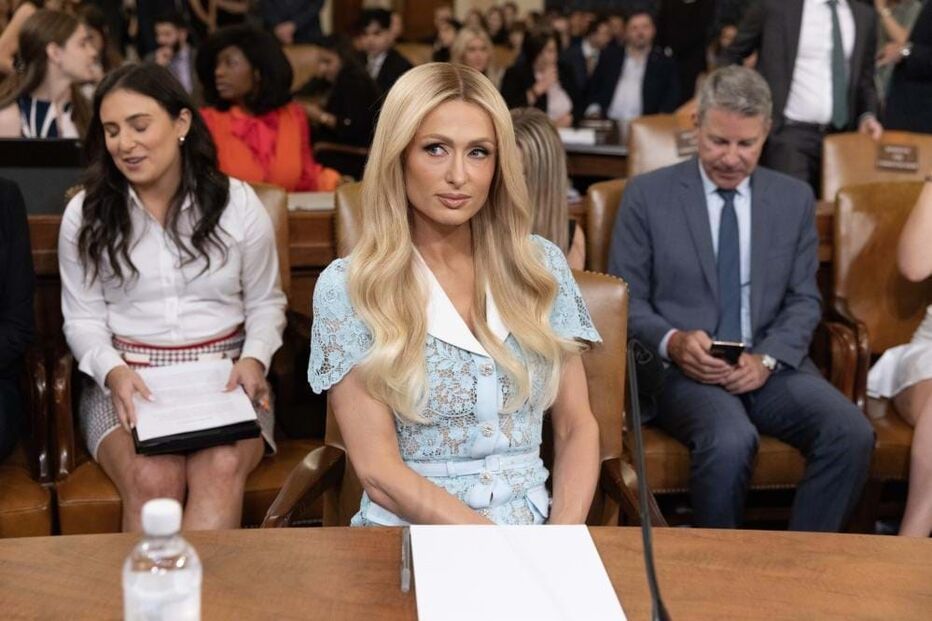 Paris Hilton no Congresso dos Estados Unidos