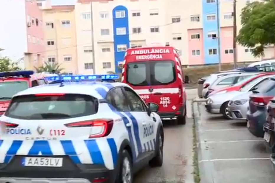 Idoso morto à facada no regresso do almoço no Seixal