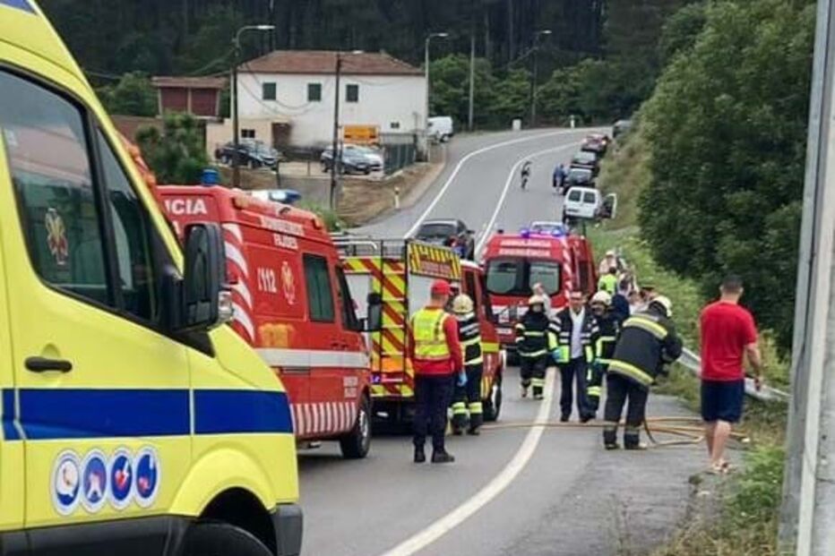Casal ferido em despiste rodoviário em Oliveira de Azeméis