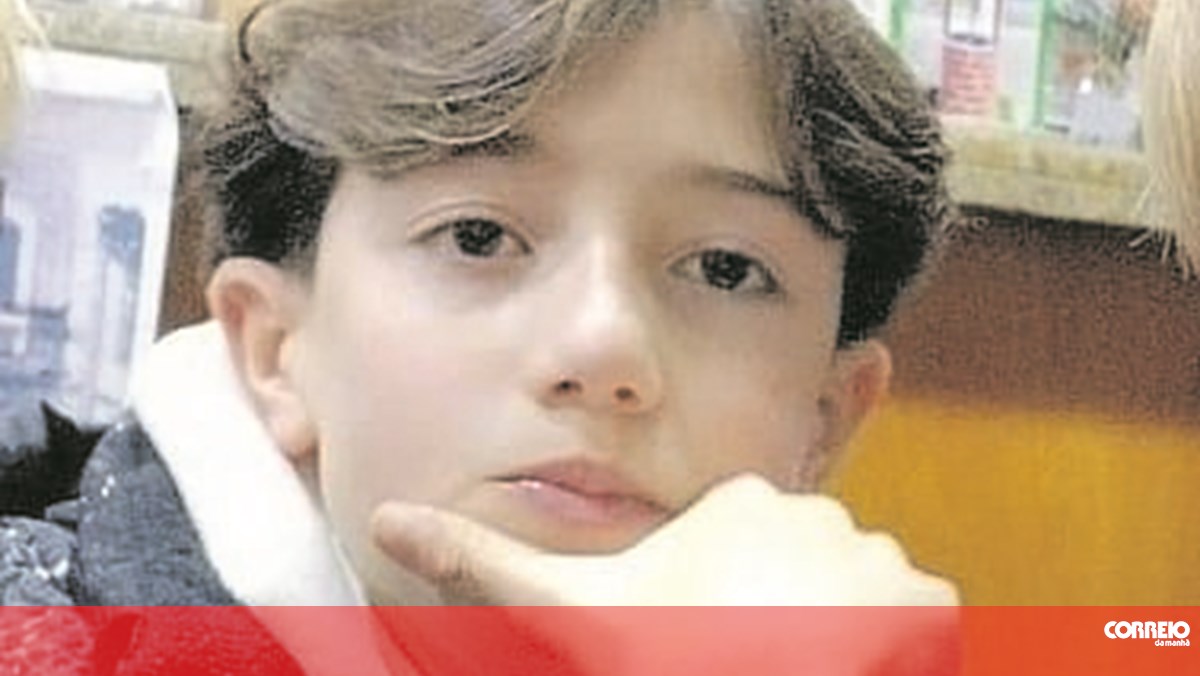 Mãe vê filho de 11 anos morrer atropelado por camião