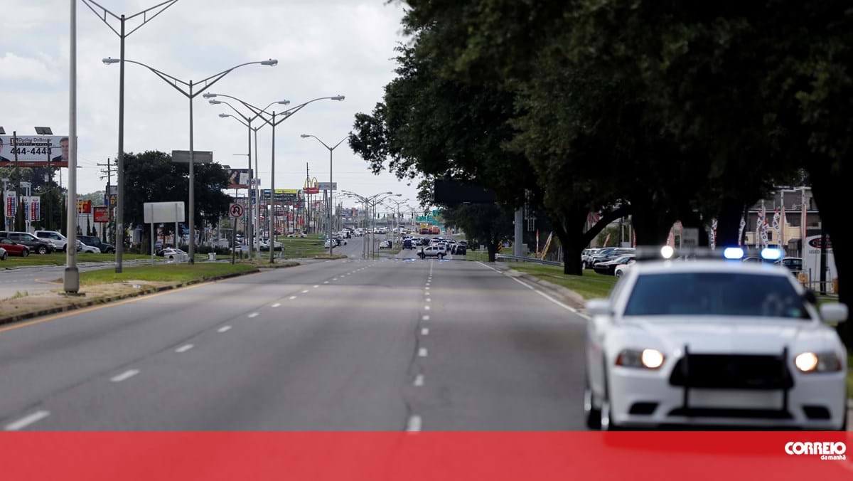 Menina de 13 anos sequestrada e acorrentada a cama de hotel durante três meses no EUA