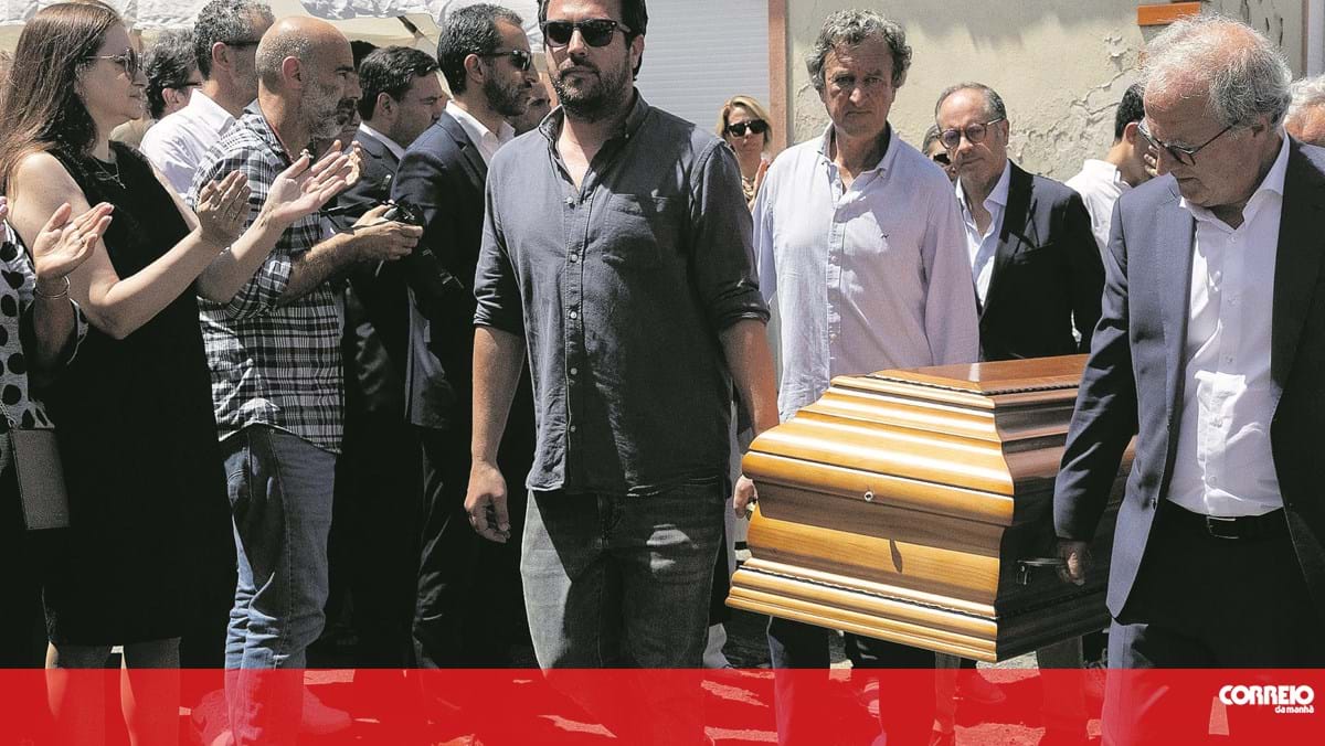 Joana Marques Vidal lembrada como “mulher combativa” em funeral – Política