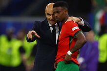 Nélson Semedo, entrou para o lugar de Cancelo ao minuto 74 - 5