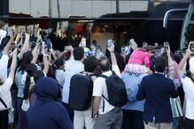 Multidão recebe com festa morna regresso da Seleção Nacional a Lisboa