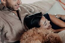 Francisca Cerqueira Gomes e Pierre Gasly apresentam novo membro da família 