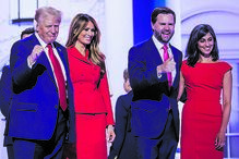 Donald Trump e J.D.Vance, candidato a vice-presidente, com as respetivas mulheres