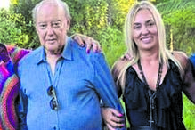 Antigo presidente dos portistas com a mulher Cláudia Campo