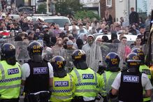 Motins no Reino Unido