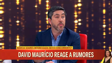 “Escrevam uma novela”: Adriano Silva Martins sobre internautas quererem “juntar” Márcia Soares e David Maurício  