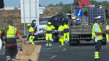Um morto em colisão na Estrada Nacional 125 em Portimão. Trânsito está cortado nos dois sentidos