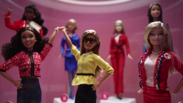 A Barbie faz 65 anos e há uma grande exposição para celebrá-la