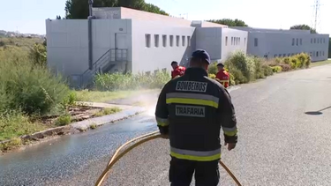Jovem de 27 anos morre em explosão junto à Faculdade de Ciências da Nova no Monte da Caparica