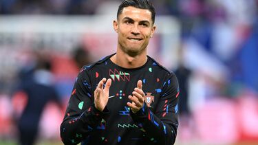 Cristiano Ronaldo no aquecimento do jogo entre Portugal e França