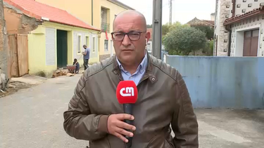Comunidade presta homenagem a menino de 11 anos atropelado por camião
