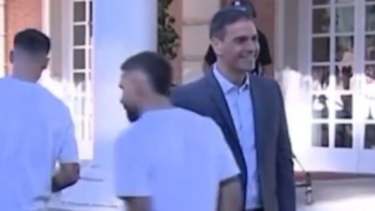 Momento tenso entre Carvajal e Pedro Sánchez gera polémica nos festejos do campeonato da Europa