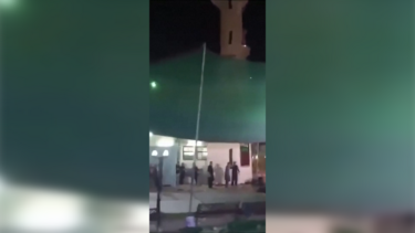 Quatro mortos e vários feridos em tiroteio perto de uma mesquita em Omã 