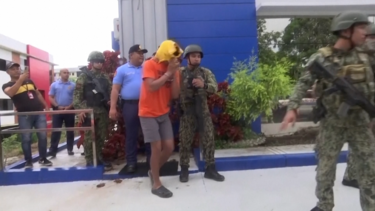 Suspeito de assassinar casal australiano entrega-se à polícia nas Filipinas