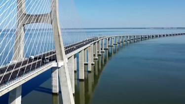 10 infrações muito graves e um Audi RS6 a 246km/h: o primeiro mês dos radares na Ponte Vasco da Gama