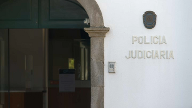 Mulher baleada no pescoço em Águeda