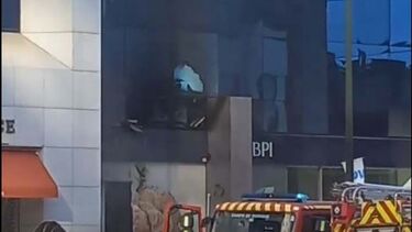 Incêndio no Amoreiras Plaza em Lisboa mobiliza dezenas de operacionais
