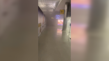 Nove feridos e voos cancelados após incêndio no aeroporto JFK 