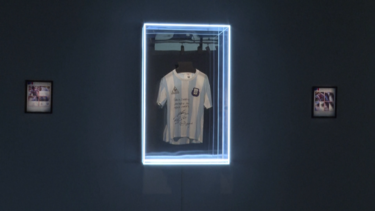 A camisola de Maradona, o cacifo de Bryant e os calções de Jordan vão ser leiloados em Nova Iorque 