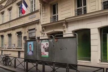 Extrema-direita à procura de maioria absoluta na segunda volta das eleições em França