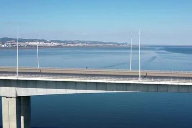 Acidente ocorreu junto à Ponte Vasco da Gama