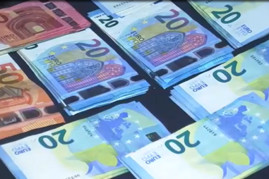 Jovem de 19 anos mandava vir notas falsas da China e Turquia