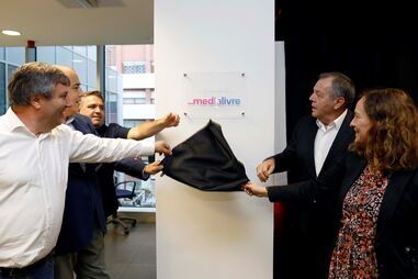 Medialivre sucedeu à Cofina Media. Nesta foto: inauguração do estúdio onde hoje funciona o canal NOW, posição 9 da Meo, Nos e Vodafone