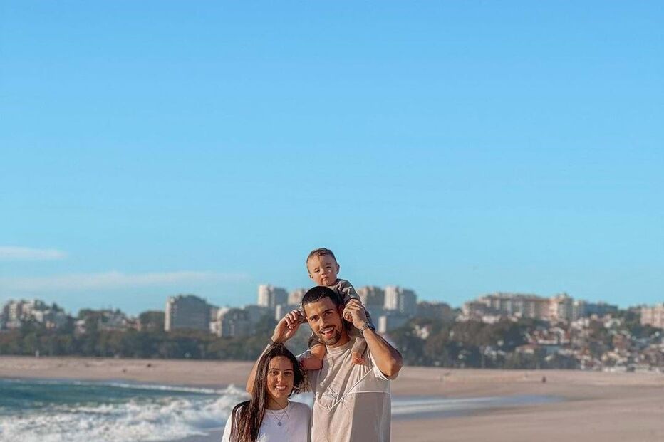 Diogo Costa com a companheira Catarina Machado e o filho Tomás
