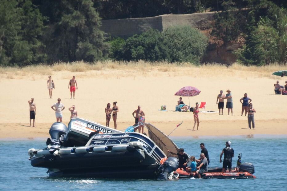 Colisão entre barcos em Portimão