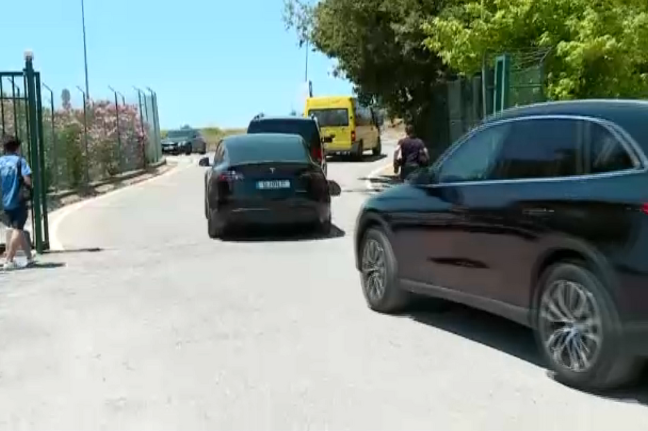 Elon Musk aterra em Cascais